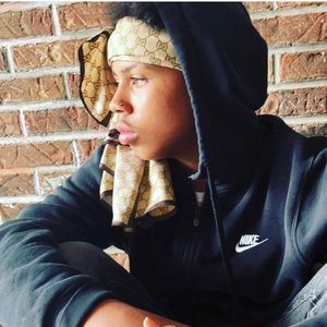 Meet your Posher, Aundreas